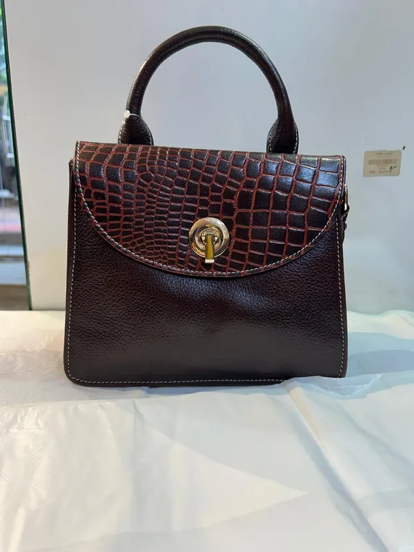 Brown_Textured_Structured_Handbag_for_Women