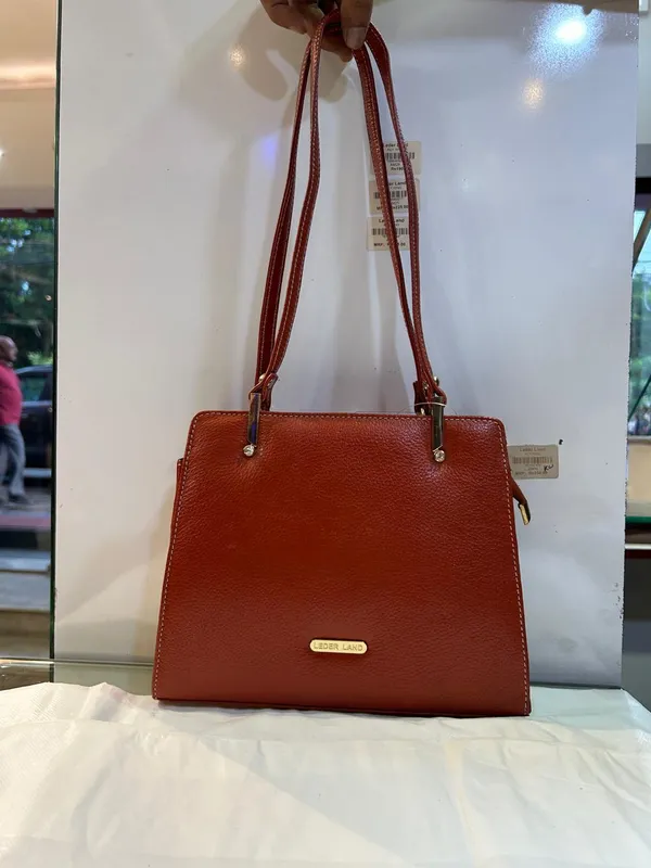 Brown_Leather_Structured_Shoulder_Bag_For_Women