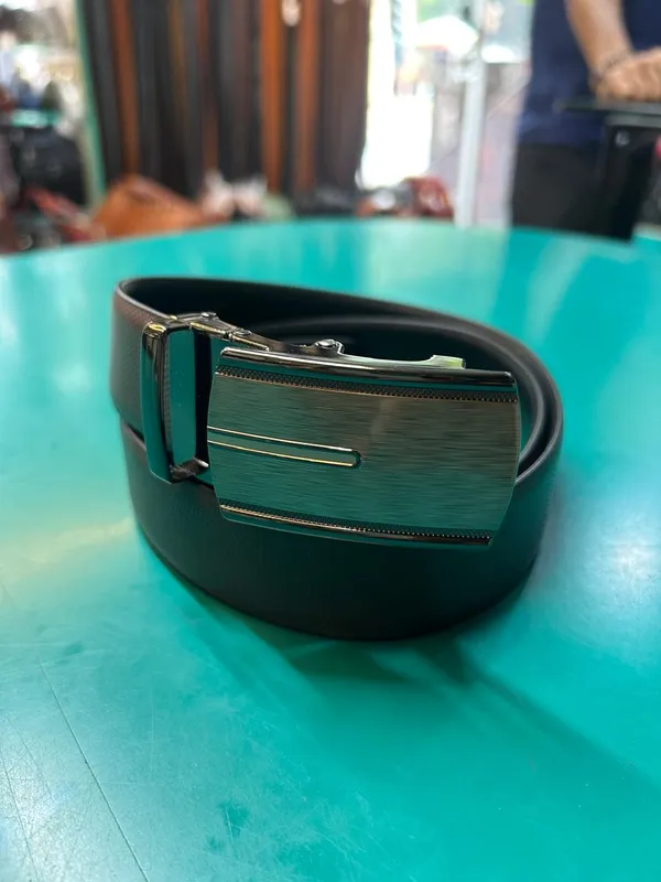 Black_Textured_Formal_Belt_for_Men