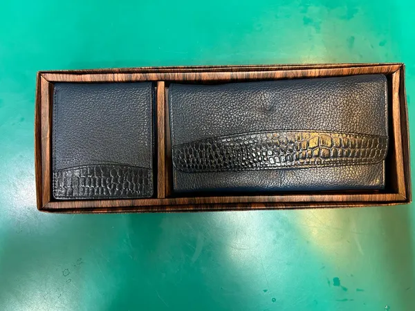 Black_Leather_Wallet_For_Men