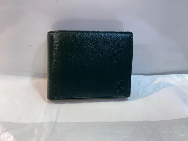 Black_Textured_Leather_Bifold_Wallet_For_Men