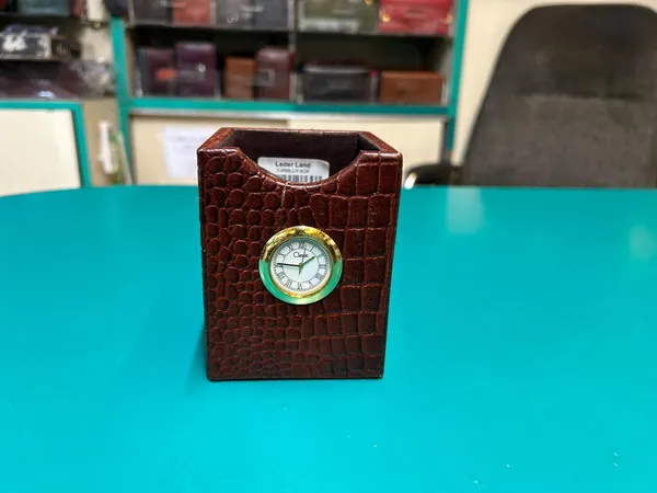 Brown_Crocodile_Print_Leather_Desk_Organizer_With_Clock