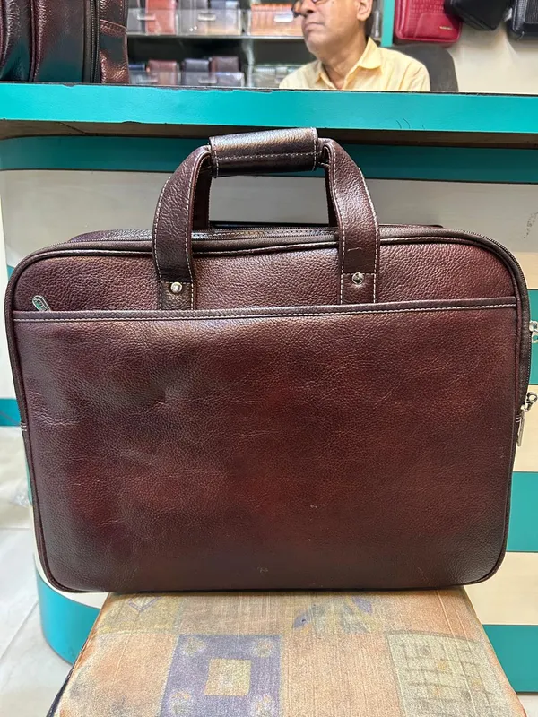 Brown_Leather_Briefcase_For_Men