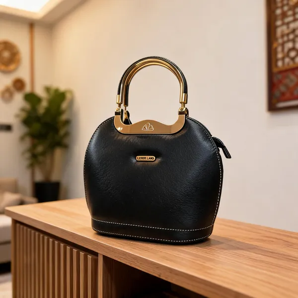 Black_Faux_Leather_Structured_Handbag_For_Women