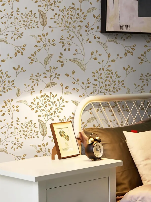 White_Botanical_Floral_Print_Wallpaper