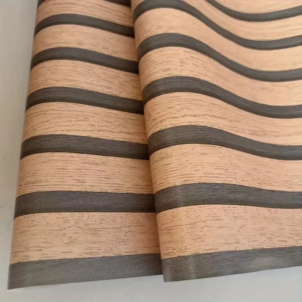 Wood_Grain_Striped_Wall_Covering_Wallpaper