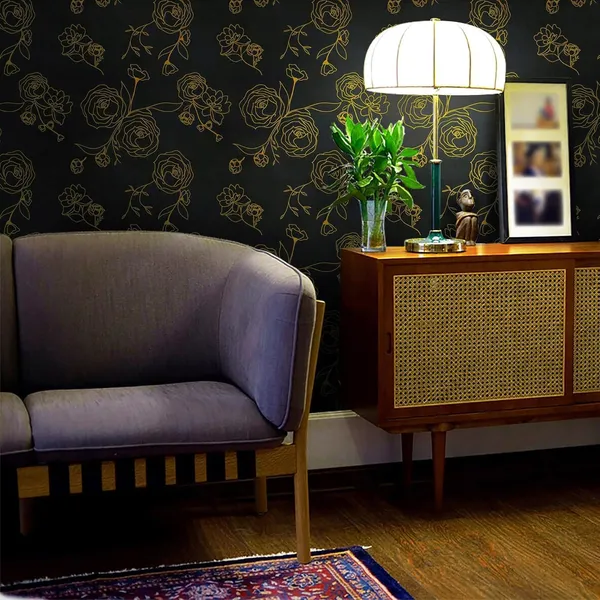 Decorative_Black_Gold_Floral_Pattern_Wallpaper