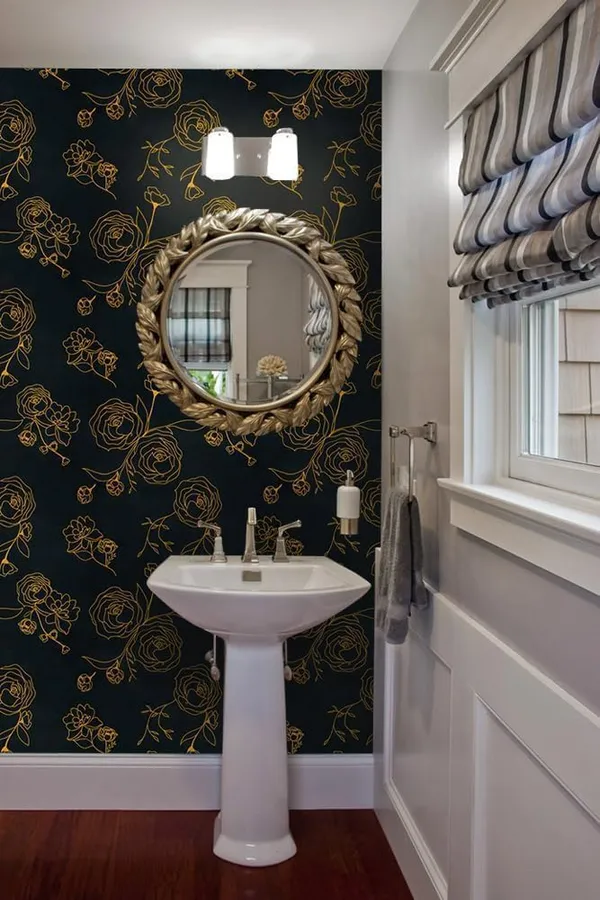 Decorative_Black_Gold_Floral_Pattern_Wallpaper