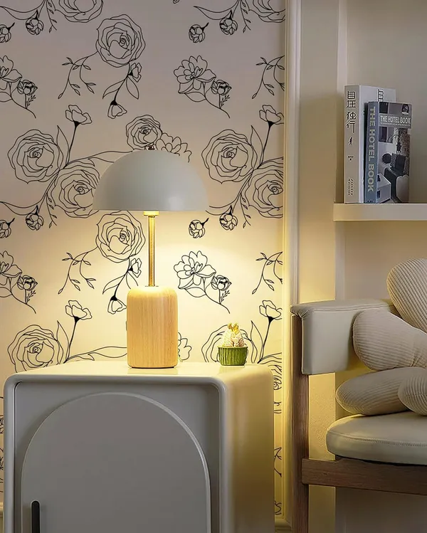 White_Floral_Print__Wallpaper