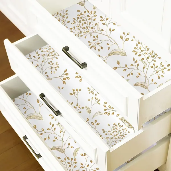 White_Botanical_Floral_Print_Wallpaper