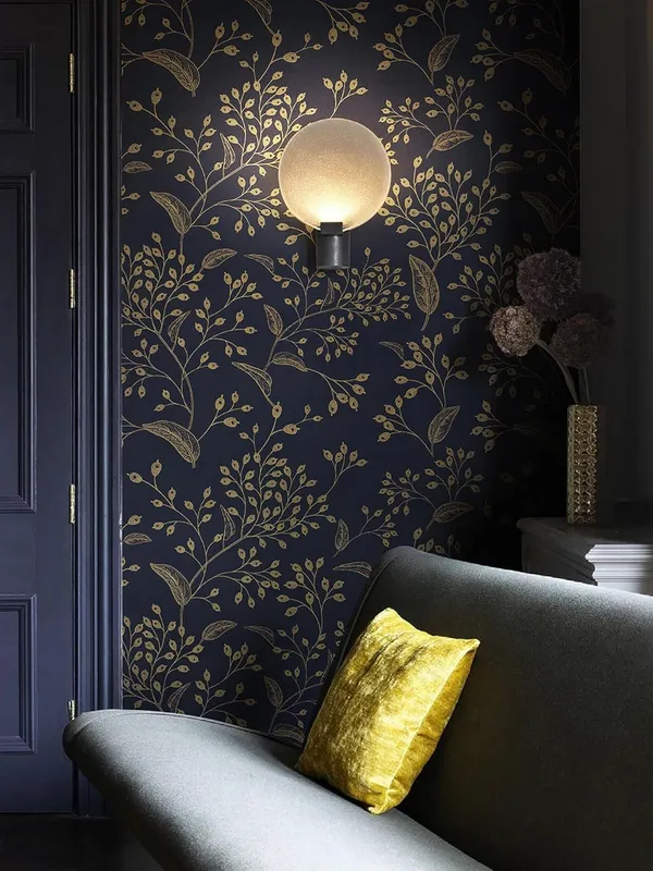 Black_Botanical_Gold_Print_Wallpaper_Roll