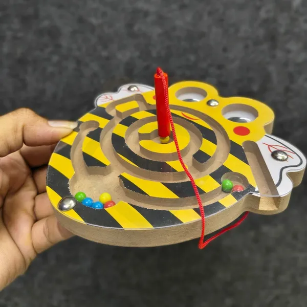 Nivaaro_Wooden_Magnetic_Bead_Maze_Puzzle_Board_Game_For_Kids_-_Pack_Of_2_(Set_Of_5)