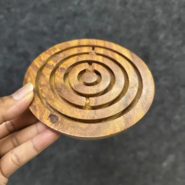 Nivaaro_Wooden_Circular_Labyrinth_Maze_Puzzle_Board_Game