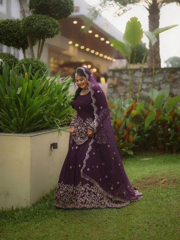 DEKEANSHKA®_Royal_Purple_Designer_Embroidered_Party_Wear_Lehenga_Choli_Set_with_Dupatta