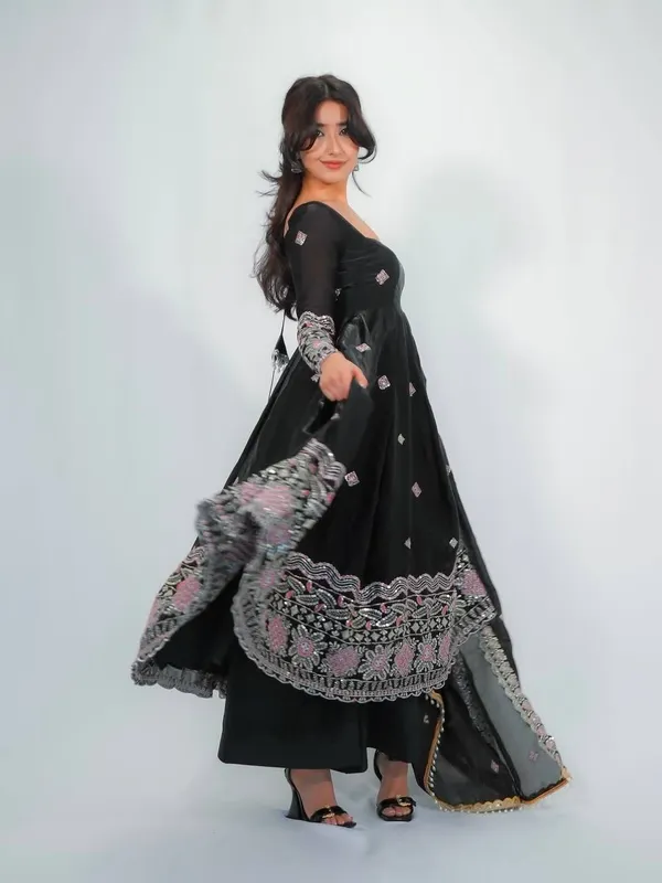 DEKEANSHKA®_Women’s_Designer_Party_Wear_Gown_Set_with_Dupatta_&_Pant_–_Black