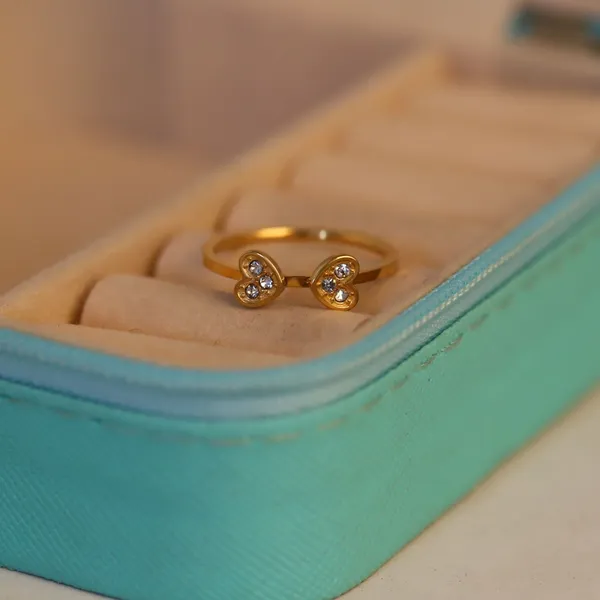 Gold_Tone_Butterfly_Crystal_Ring_for_Women