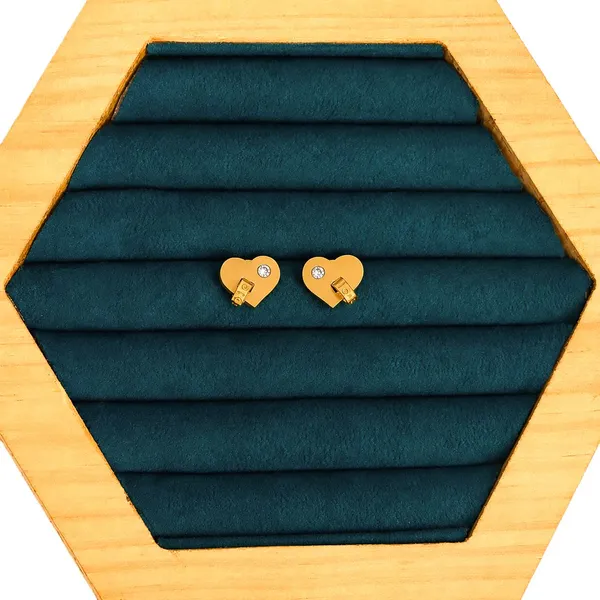 Gold_Heart_Stud_Earrings_for_Women