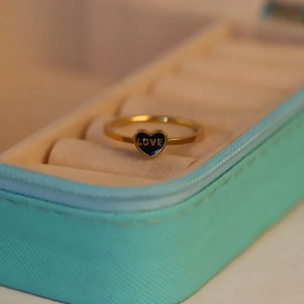 Gold_Tone_Heart_Design_Ring_for_Women