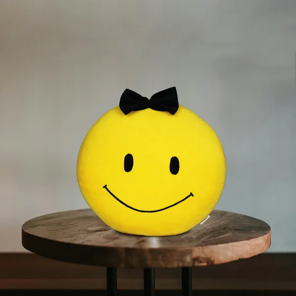 GOLDENHUB_TOYS_Smiley_Face_Cushion_with_Black_Bow,_Plush_Soft_Toy,_Yellow