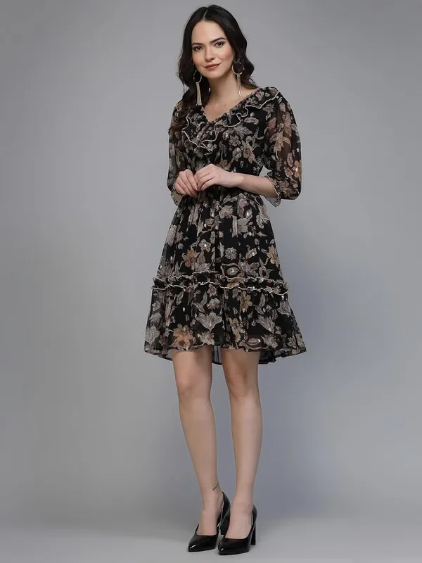Women_Floral_Georgette_Dress_Knee_Length_Fit_Flare_V_Neck_Frill_Detail_Casual_Elegant_Dress_3_4_Sleeve_S_Xxl