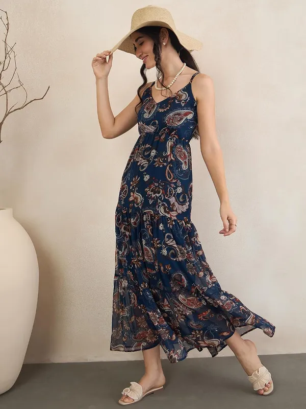 Women_S_Printed_Chiffon_Maxi_Dress_V_Neck_Spaghetti_Strap_Tiered_Flowy_Silhouette_Boho_Style