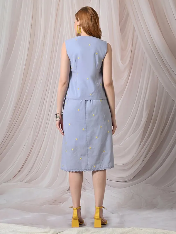 Women_S_Light_Blue_Embroidered_Co_Ord_Set_Sleeveless_V_Neck_Waistcoat_With_Scallop_Hem_Midi_Skirt