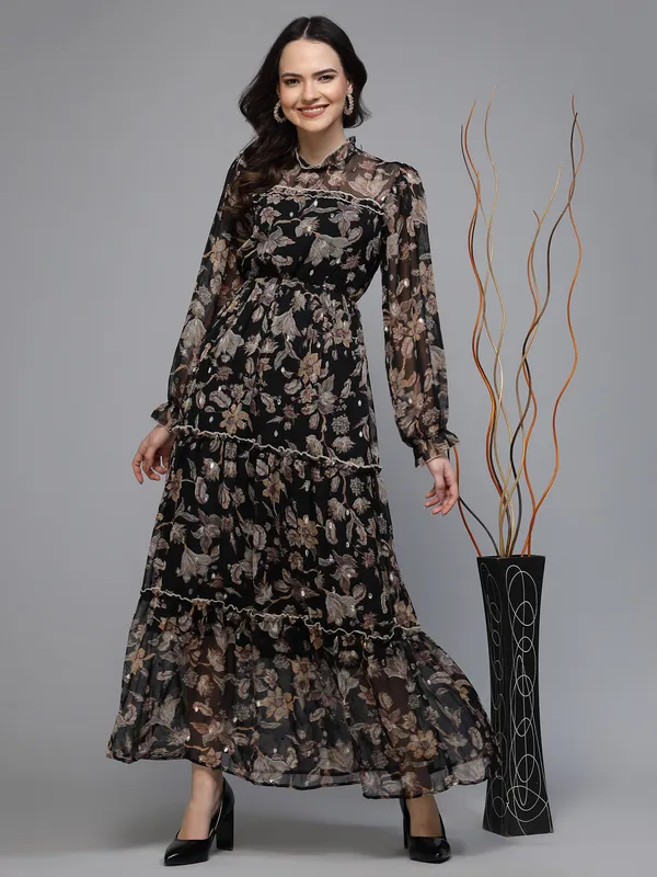 Black_Floral_Print_Tiered_Maxi_Dress_for_Women