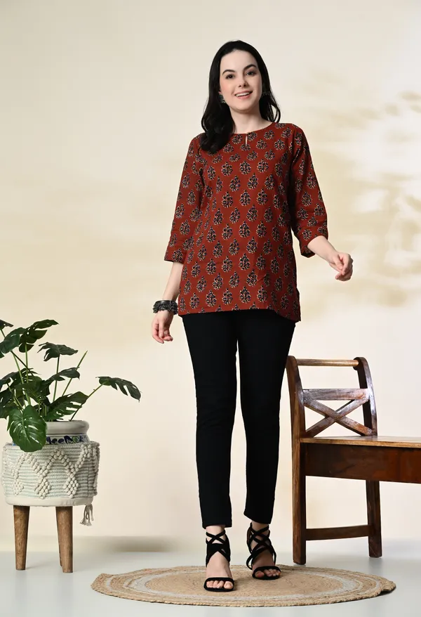 Rust_Printed_Straight_Kurti_for_Women
