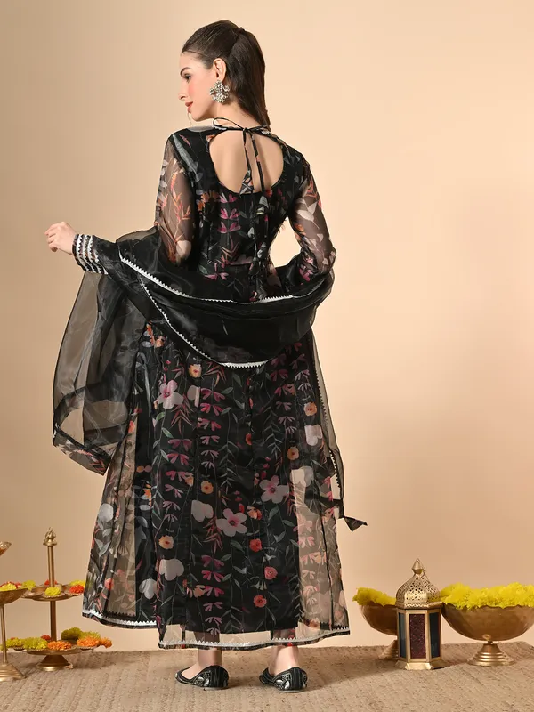 Black_Floral_Print_Anarkali_Suit_Set_for_Women