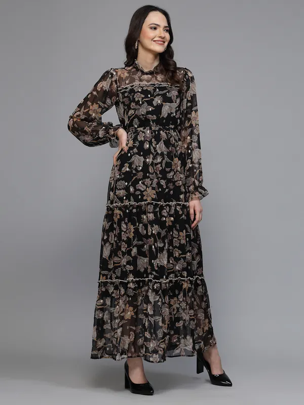 Black_Floral_Print_Tiered_Maxi_Dress_for_Women