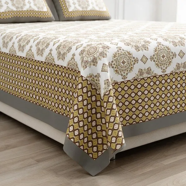 Mustard_Gold_Geometric_Print_King_Size_Bedsheet