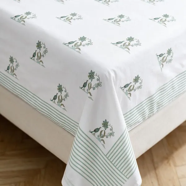 Sea_Green_And_White_Floral_Print_King_Size_Bedsheet