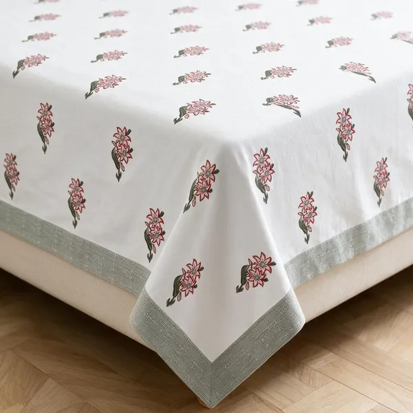Grey_And_White_Fabric_Floral_Print_King_Size_Bedsheet