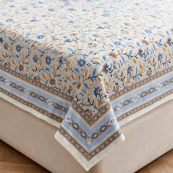 Powder_Blue_And_White_Fabric_Floral_Print_King_Size_Bedsheet