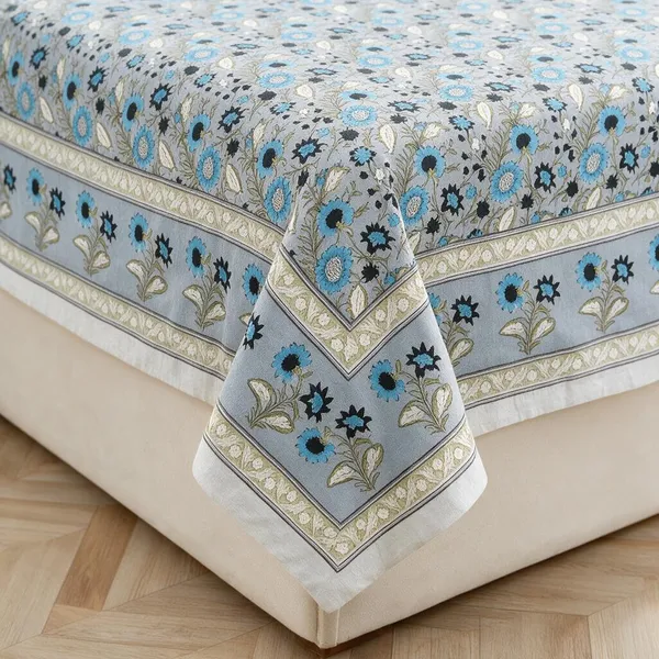 Blue_Floral_Print_King_Size_Bedsheet_Set