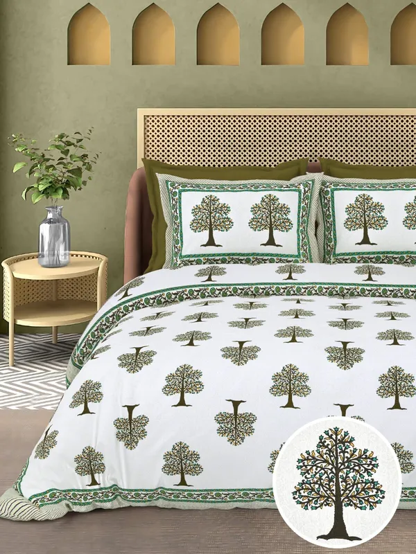Forest_Green_Printed_Botanical_Tree_Pattern_King_Size_Bedsheet
