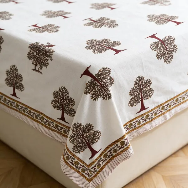 Maroon_Tree_Print_Pattern_King_Size_Bedsheet