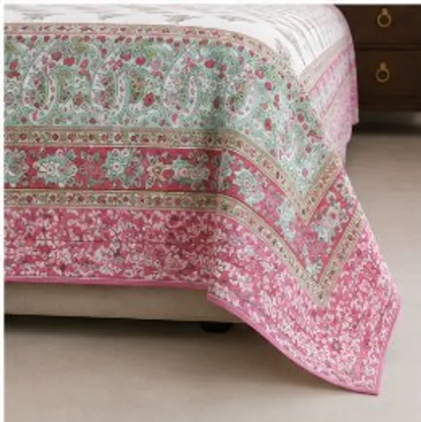 Floral_Print_King_Size_aesthetic_Bedsheet_Set_Thread_Count_140_GSM_200