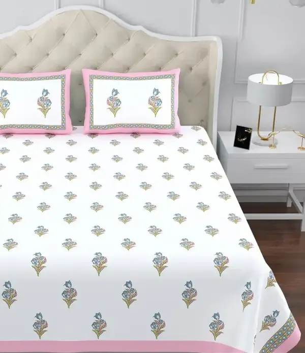 Pink_And_White_Floral_Print_King_Size_Bedsheet_Set