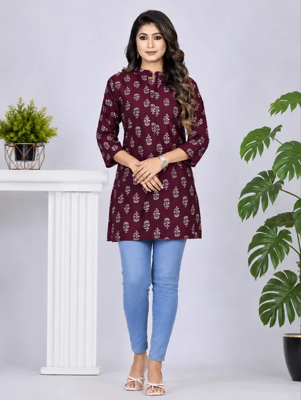 Maroon_Printed_Straight_Kurti_for_Women