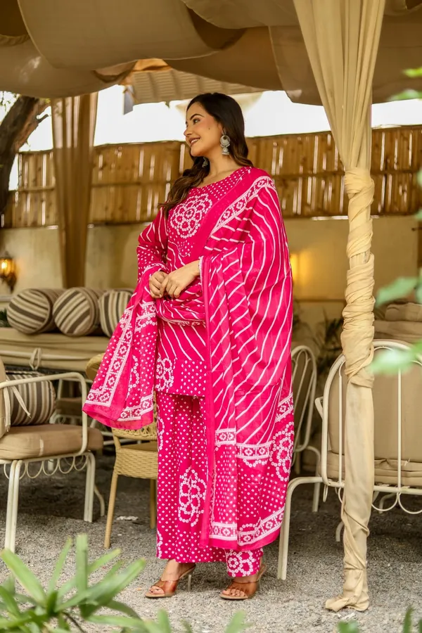 Pink_Cotton-Silk_Straight_Printed_Kurta_Set_For_Women