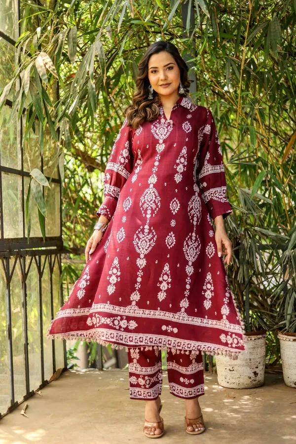 Maroon_Cotton-Silk_Straight_Floral_Printed_Kurta_Set_For_Women