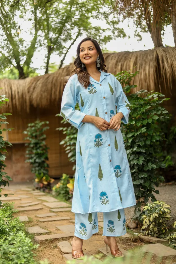 Sky_Blue_Cotton_Linen_Straight_Kurta_Set_For_Women