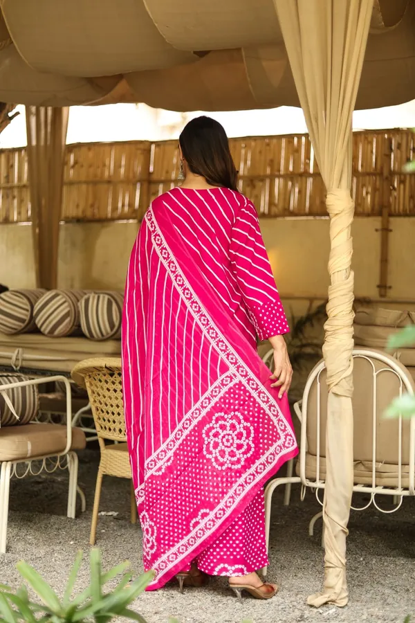 Pink_Cotton-Silk_Straight_Printed_Kurta_Set_For_Women