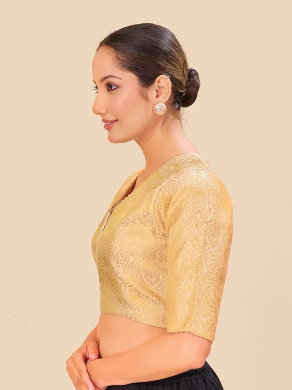 Women_Woven_Saree_Blouse