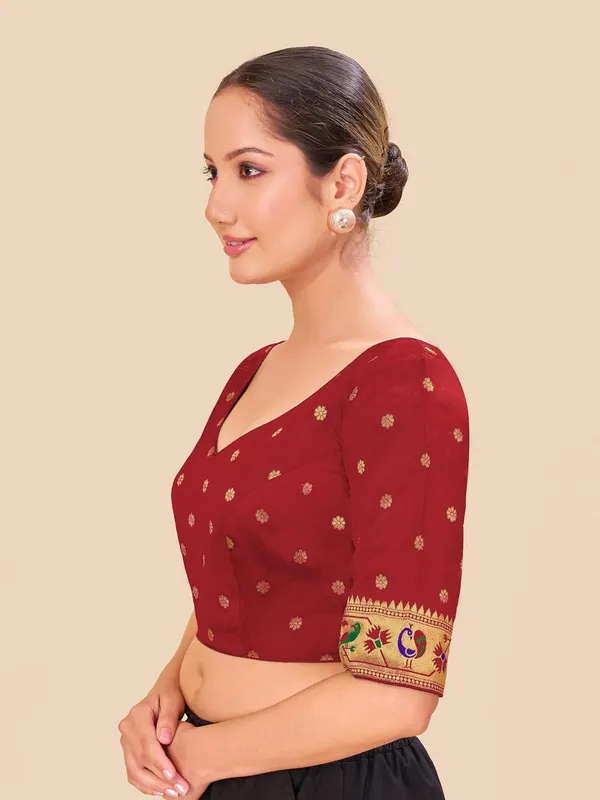 Women_Woven_Banarasi_Saree_Blouse