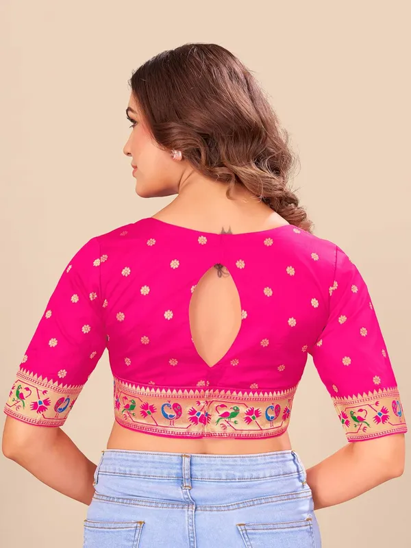 Women_Woven_Banarasi_Saree_Blouse