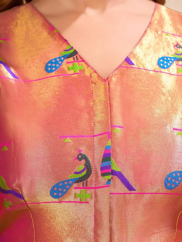 Women_Woven_Banarasi_Saree_Blouse