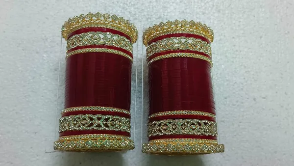 Red_Embellished_Bridal_Bangles_for_Women