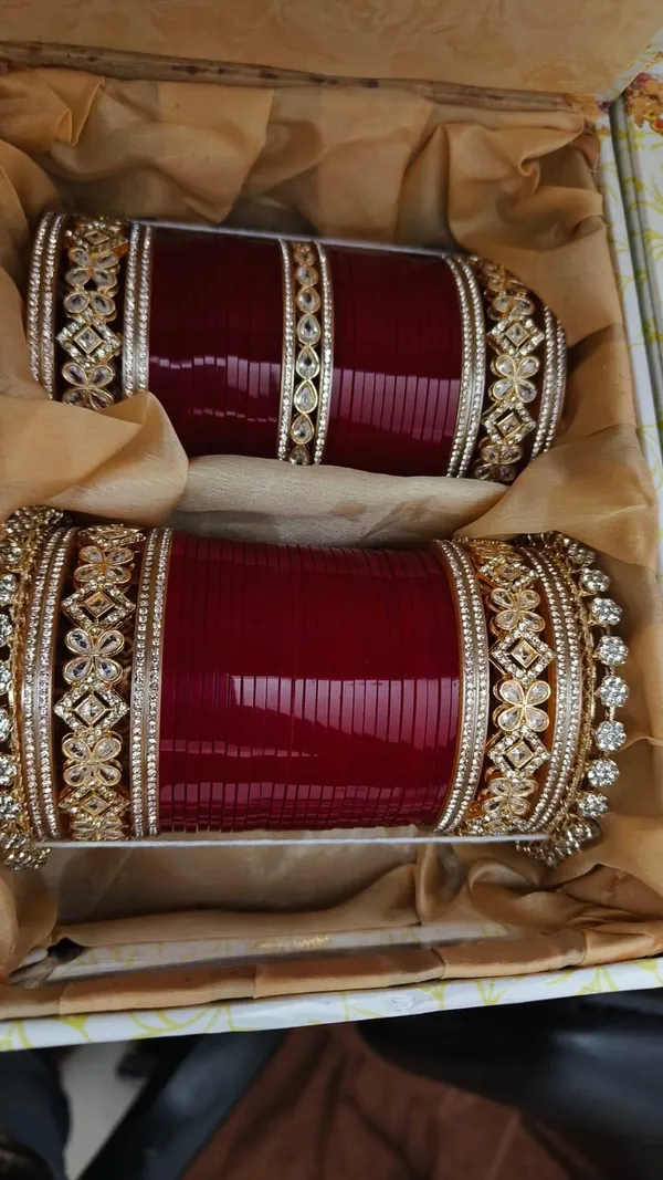 Maroon_Bridal_Bangle_Set_for_Women